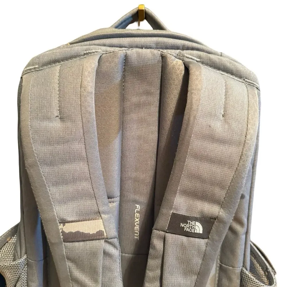 The North Face Jester Standard Full Size Unisex Gray Backpack 18x11